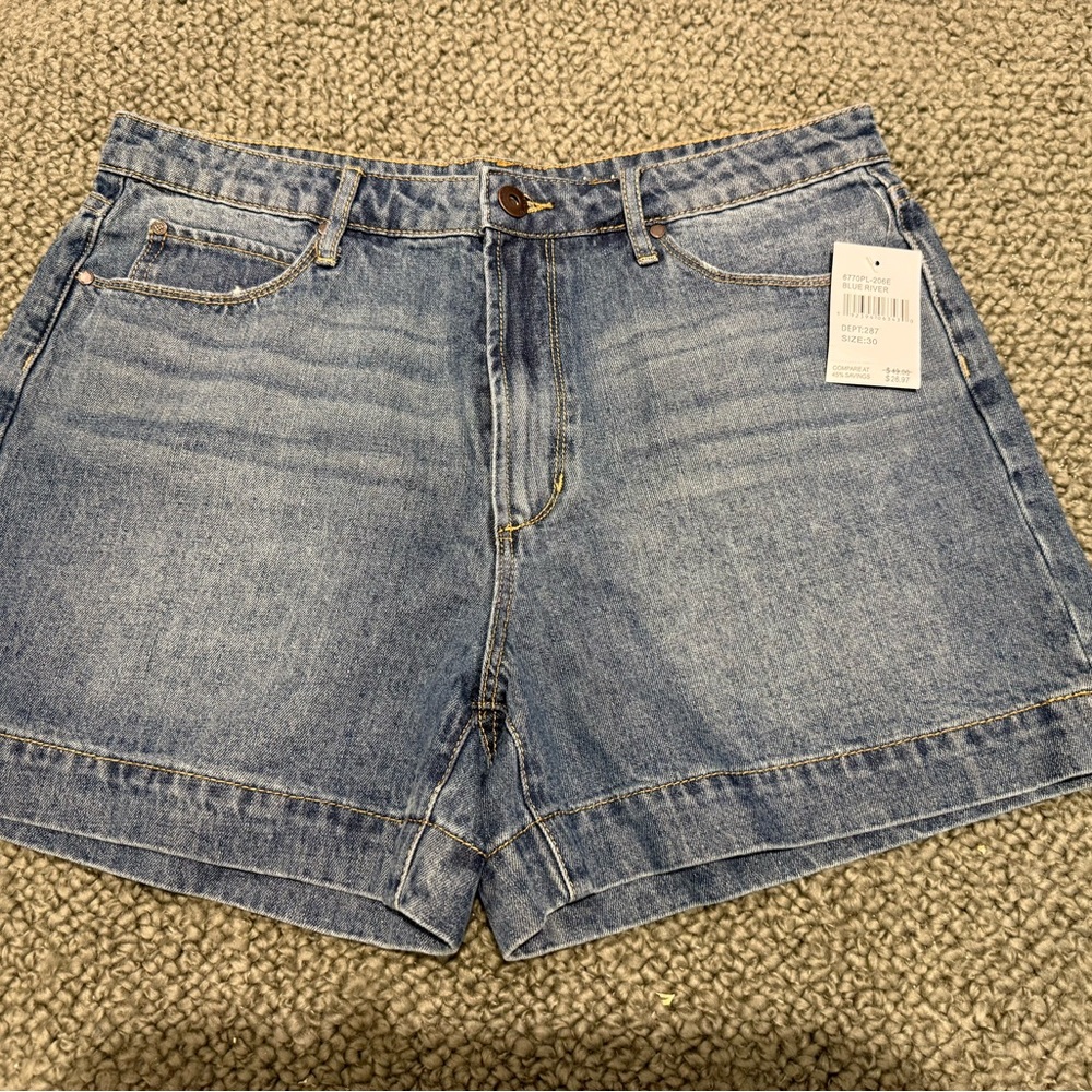 Article Classic Blue Denim with Contrast Stitching NWT 30